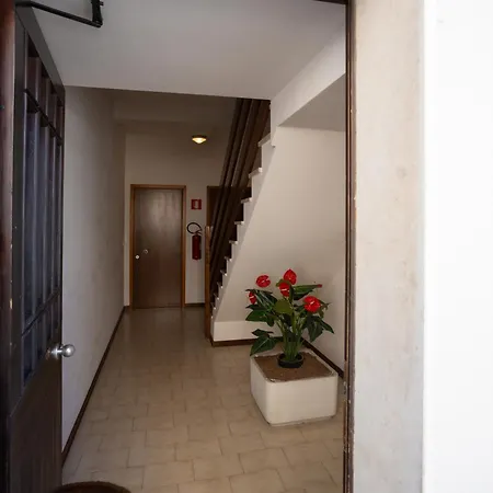Apartment Aqua E Legno, Mansarda Sul Mare