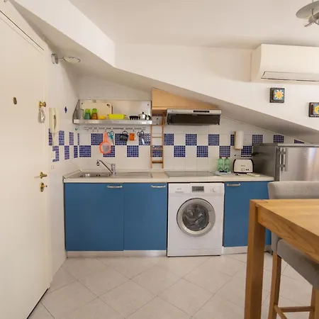 Apartment Aqua E Legno, Mansarda Sul Mare Lido di Jesolo